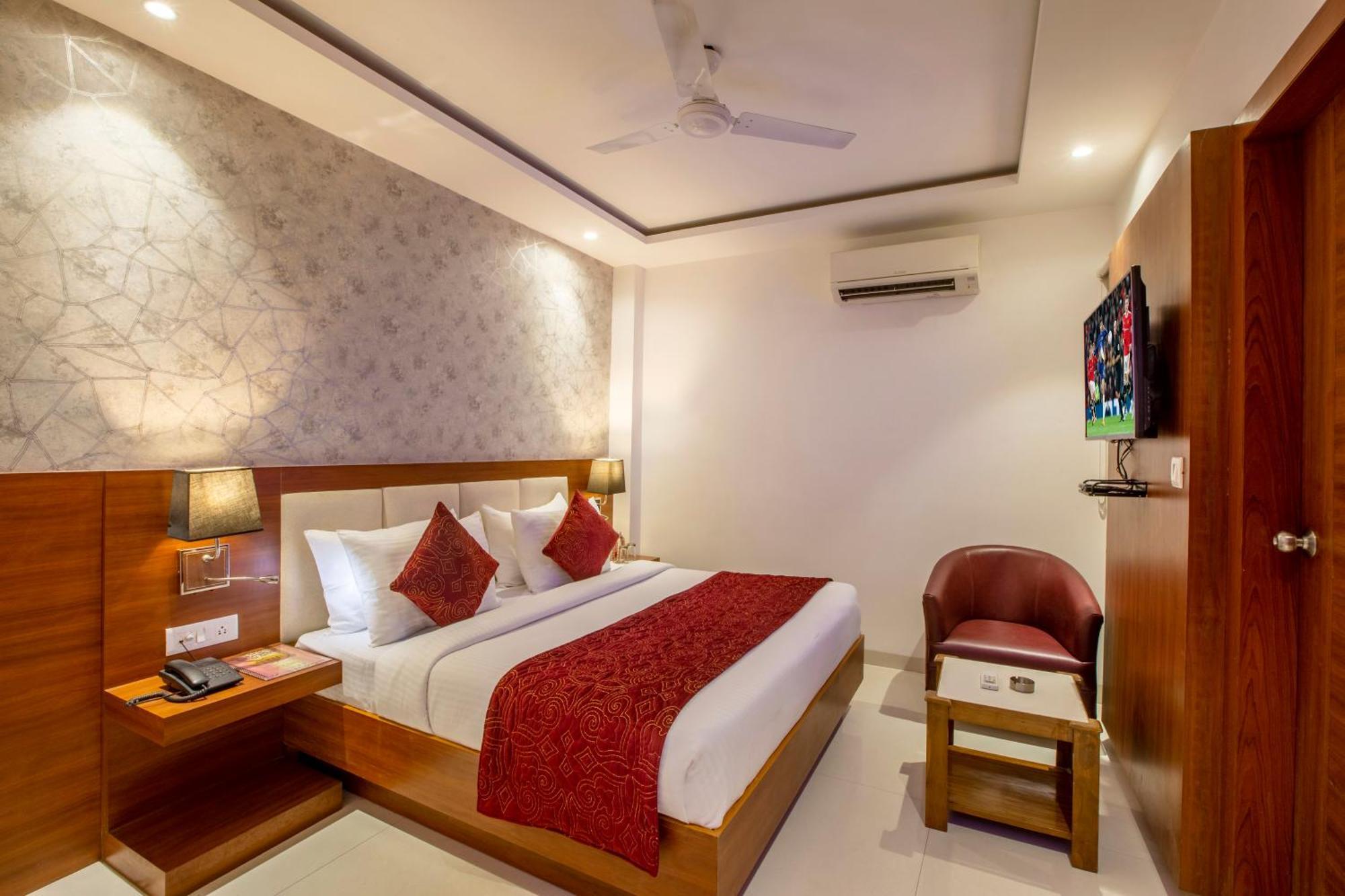 Hotel Arch Suites - Near Aerocity New Delhi Buitenkant foto