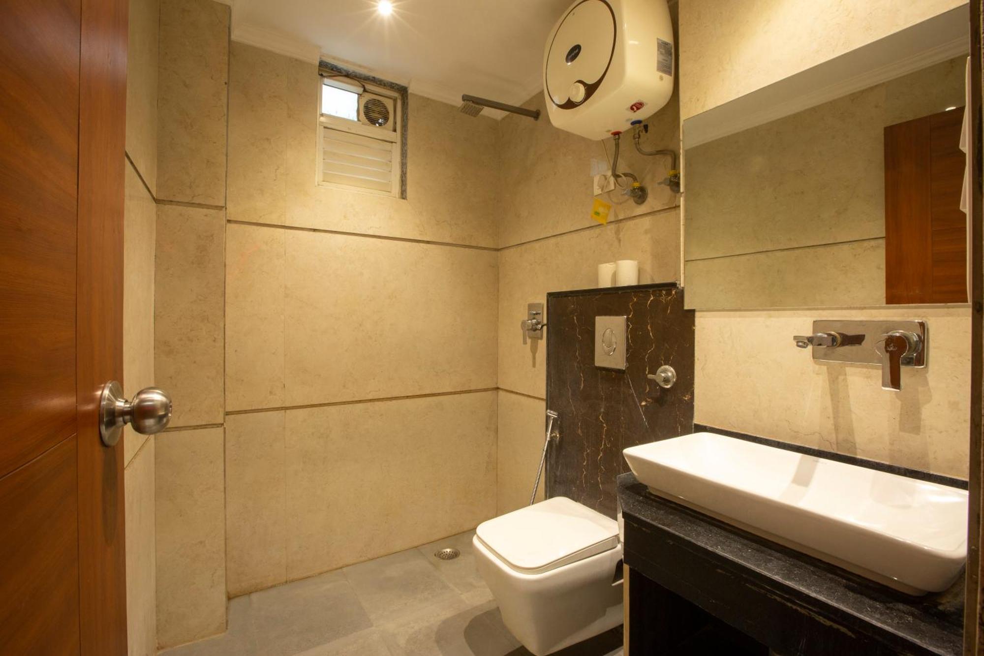 Hotel Arch Suites - Near Aerocity New Delhi Buitenkant foto